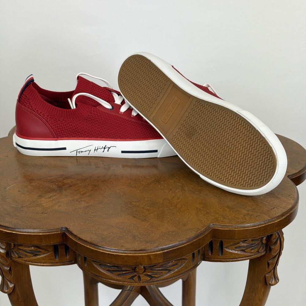 Tommy Hilfiger Red White Outsole Sneakers Tennis Shoes Men 11 Gessie NIB - Picture 2 of 6